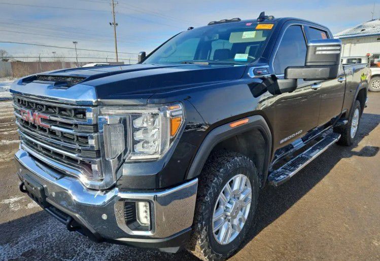 2022 GMC Sierra 2500HD SLT Crew Cab 4WD