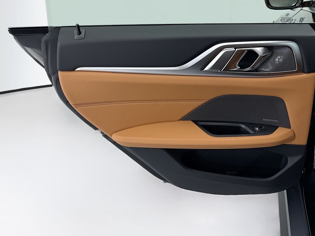 Thumbnail: 2026 BMW i4 - 25