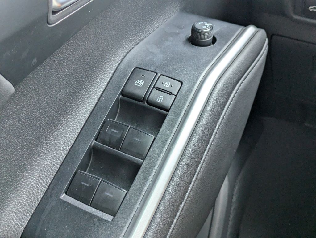2024 Toyota Highlander Hybrid XLE