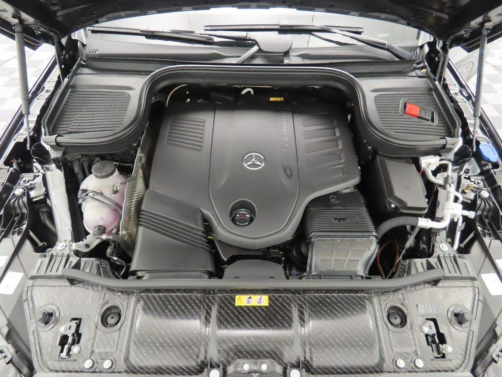 Thumbnail: 2025 Mercedes-Benz GLE - 31