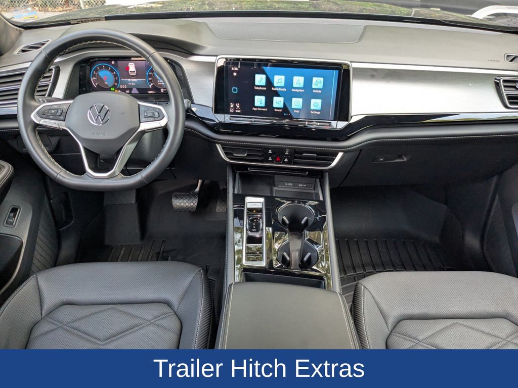 2024 Volkswagen Atlas Cross Sport 2.0T SE w/Technology