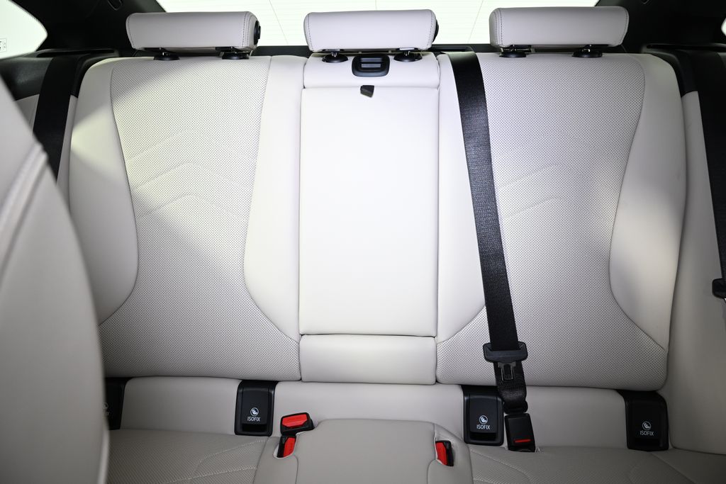 Thumbnail: 2026 BMW 2 Series - 25