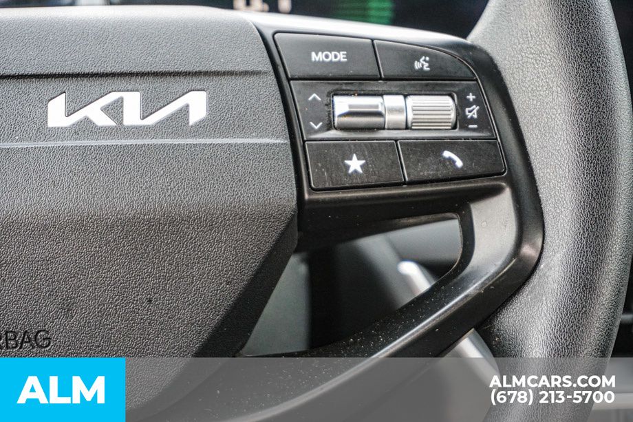 Used 2025 Gray Kia LXS image 30