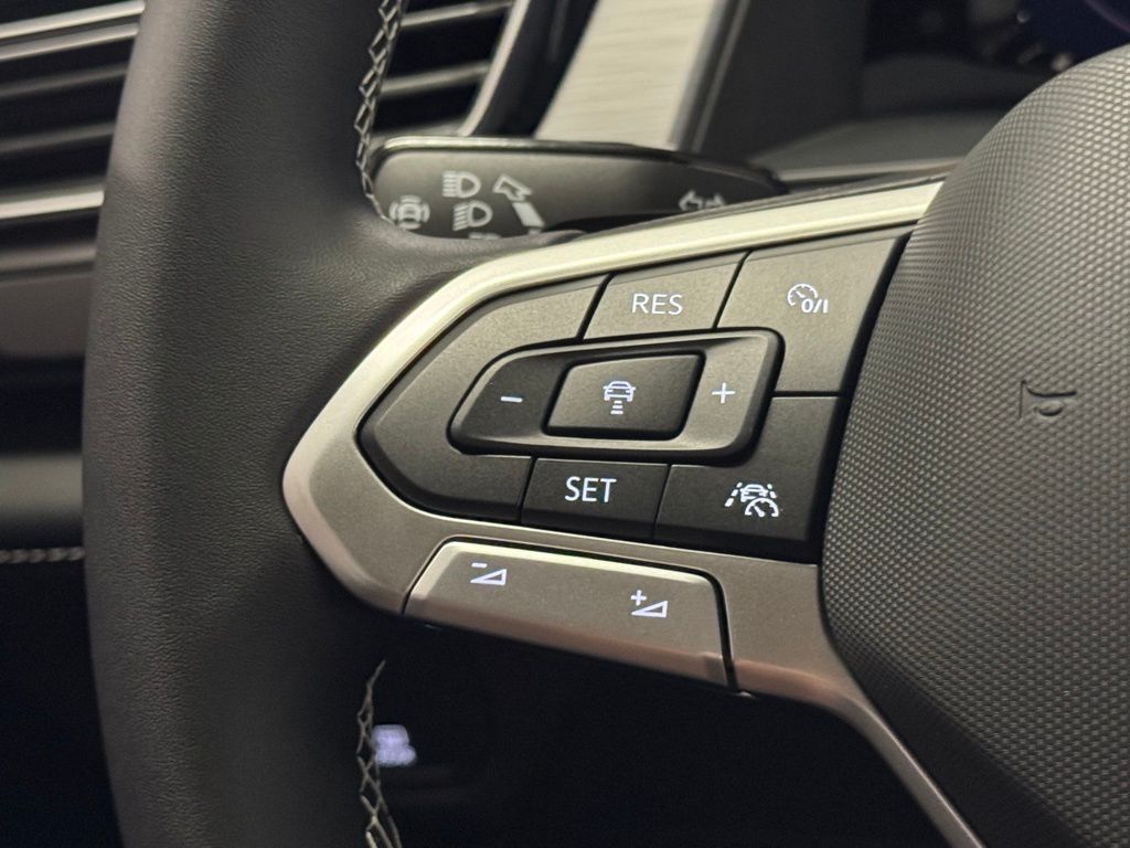 2026 Volkswagen Atlas Cross Sport SE photo 20
