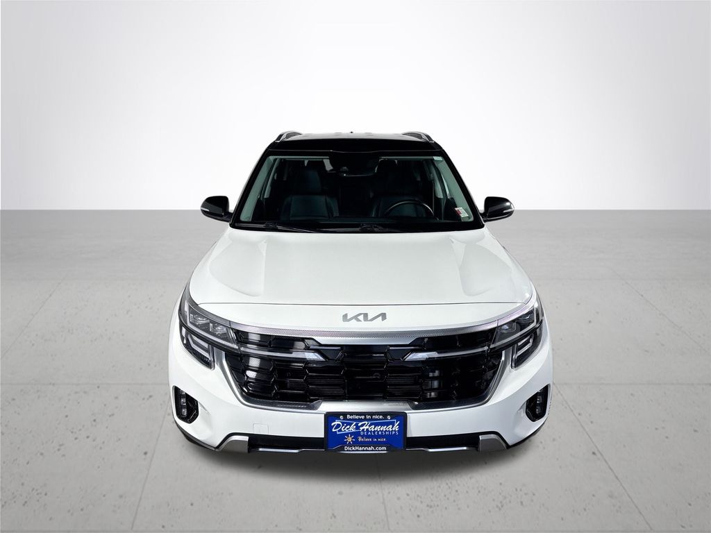 2024 Kia Seltos SX photo 2