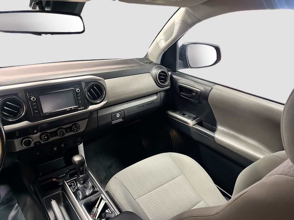 Used 2019 Gray Toyota SR5 image 21