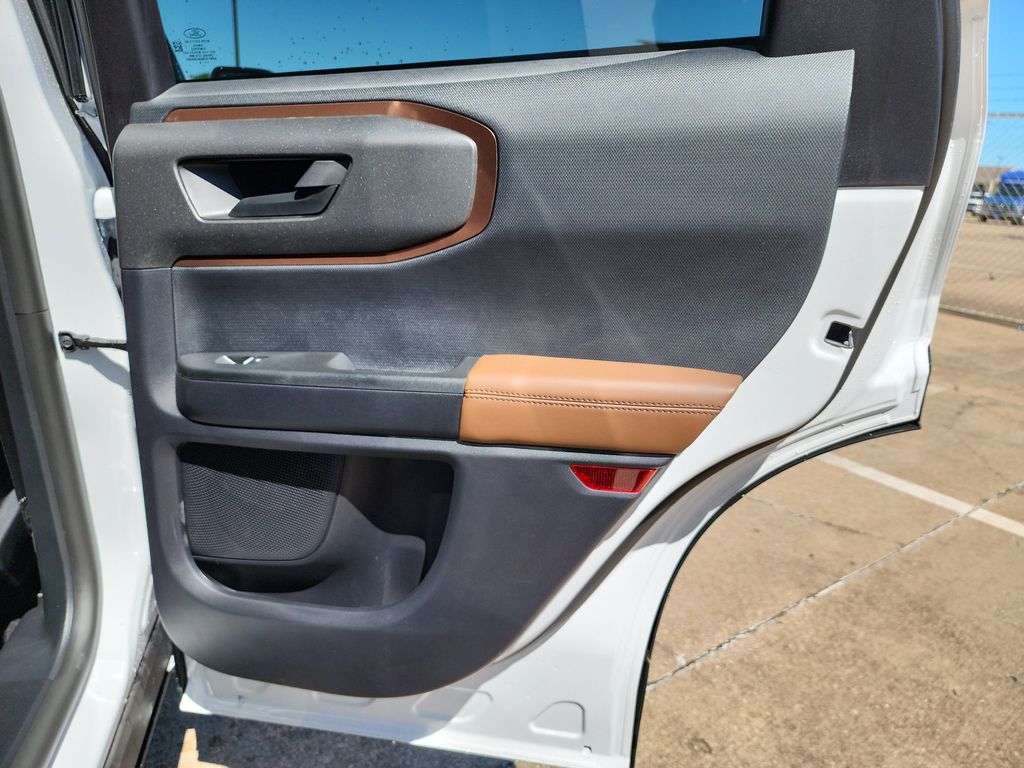 2025 Ford Bronco Sport Outer Banks photo