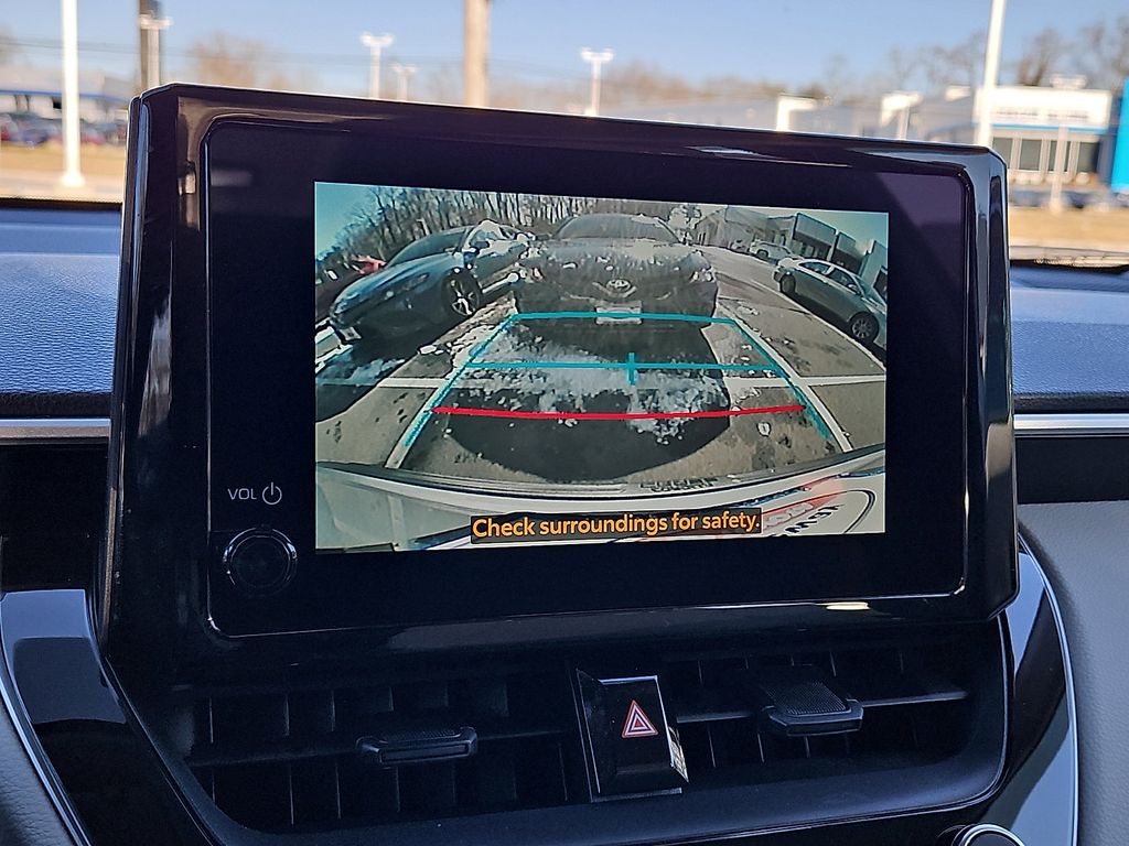 Thumbnail: 2025 Toyota Corolla Cross - 13