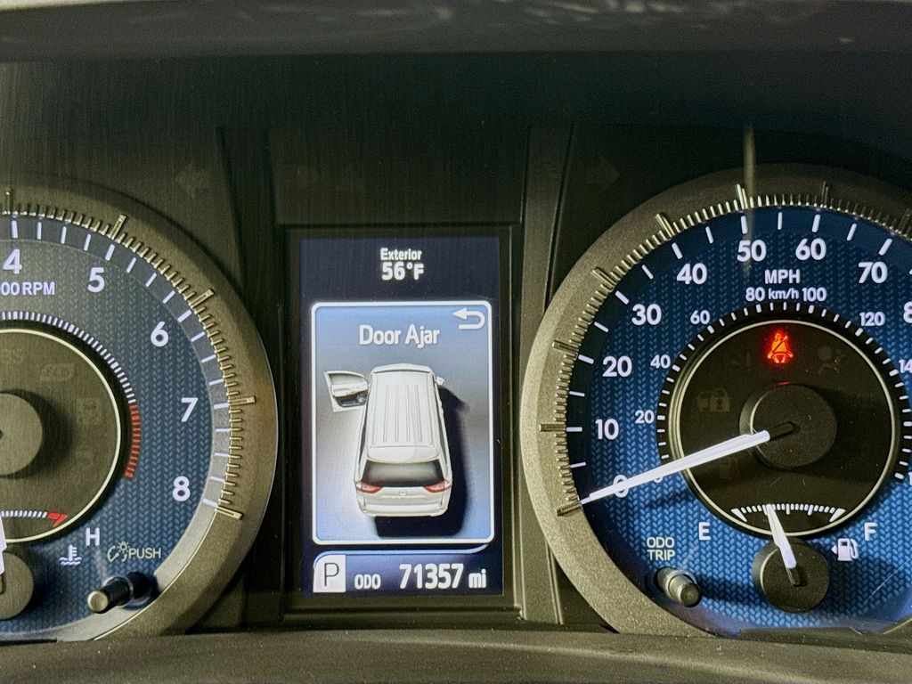 Used Car 2019 Toyota Sienna  Le For Sale Under $25,000 In Austin, Texas