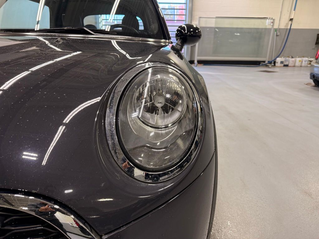 Thumbnail: 2017 MINI Cooper - 5