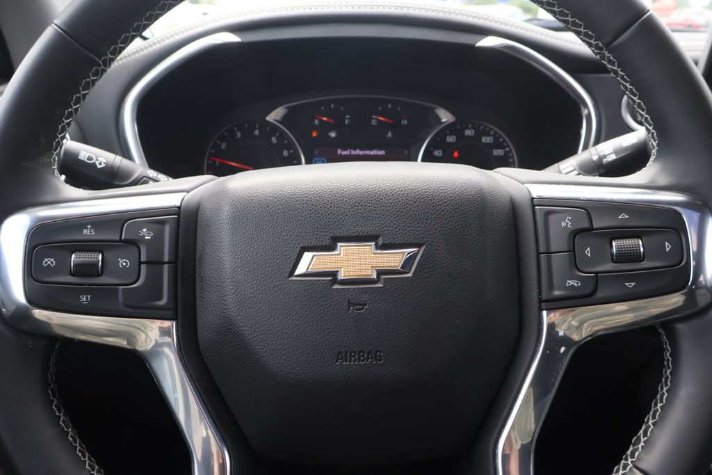 Thumbnail: 2023 Chevrolet Blazer - 18