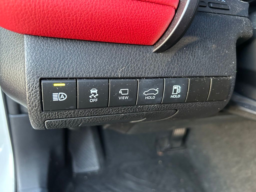 Thumbnail: 2024 Toyota Camry - 18