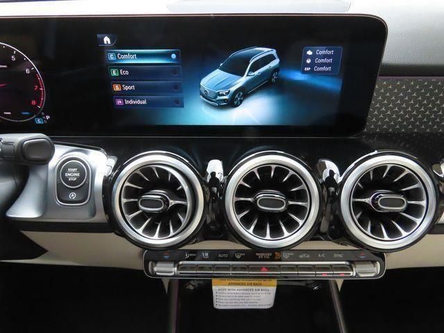 Thumbnail: 2025 Mercedes-Benz GLB - 30