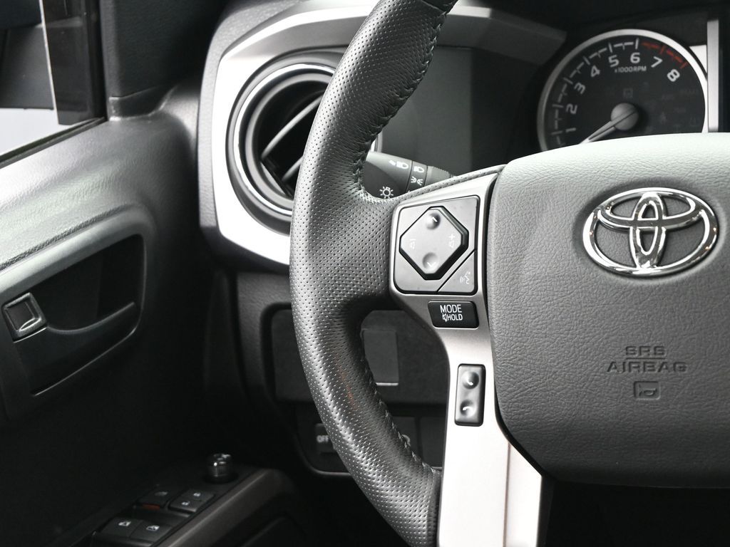 2022 Toyota Tacoma SR5 V6