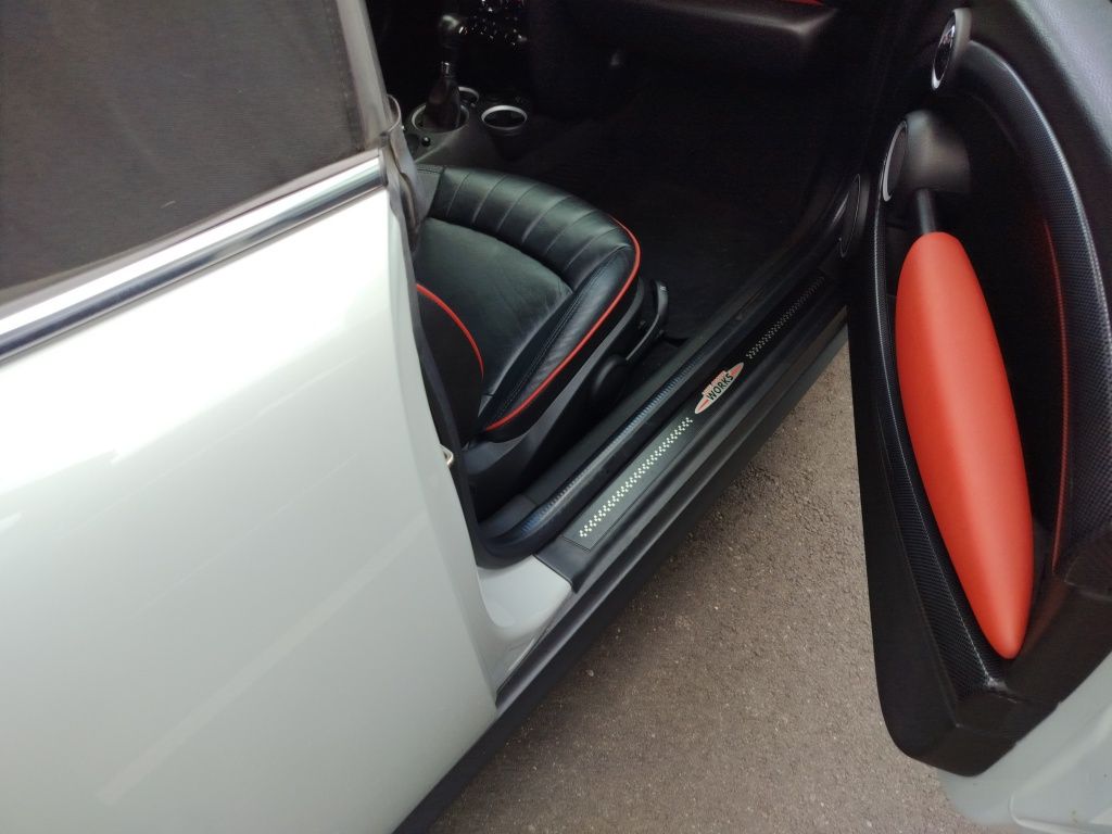 Thumbnail: 2015 MINI Cooper - 7