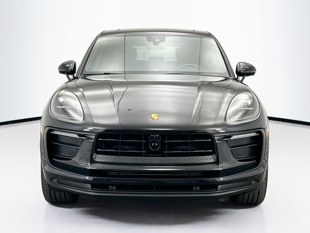 Thumbnail: 2025 Porsche Macan - 10