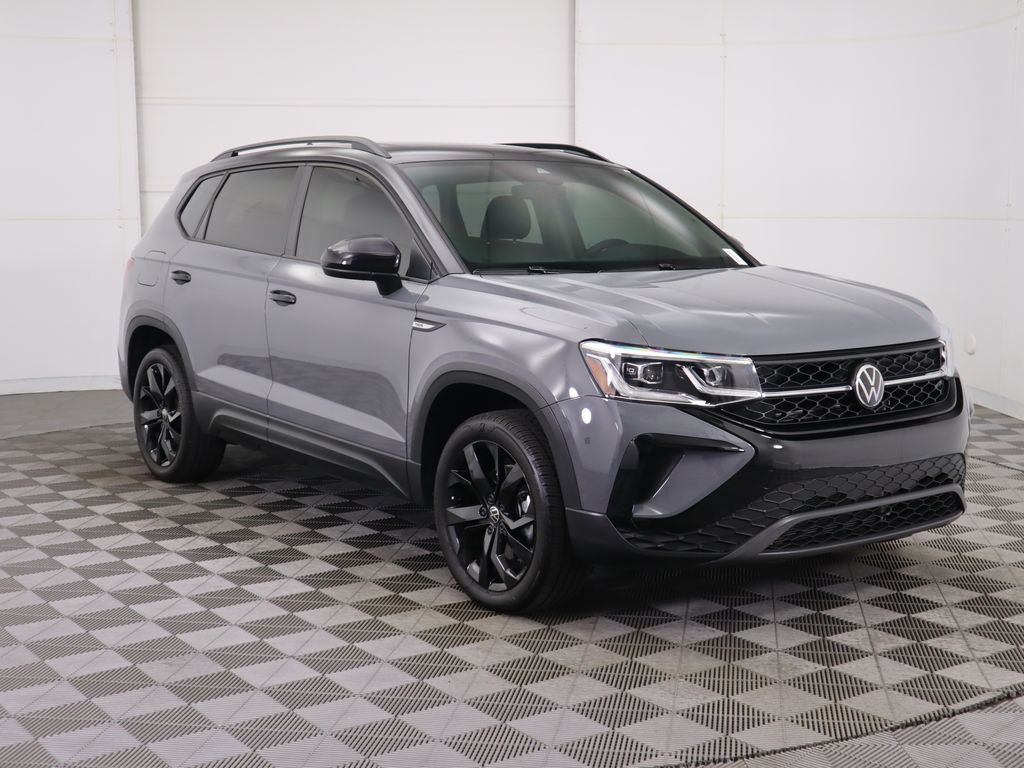 Thumbnail: 2024 Volkswagen Taos - 3