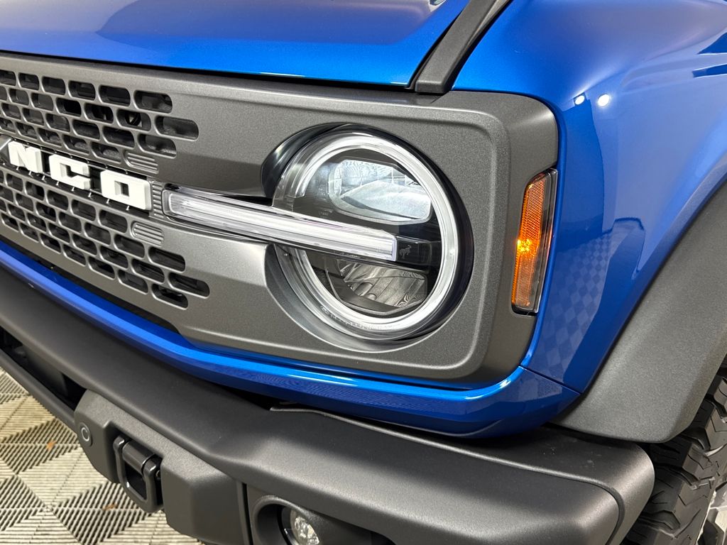 Certified Used 2025 Blue Ford Badlands image 29