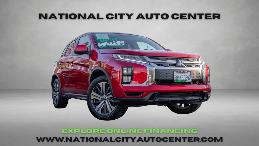 2020 Mitsubishi Outlander Sport ES's photo