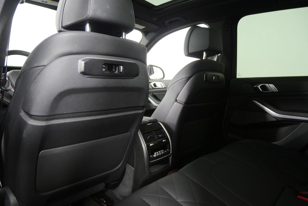 Thumbnail: 2024 BMW X5 - 18