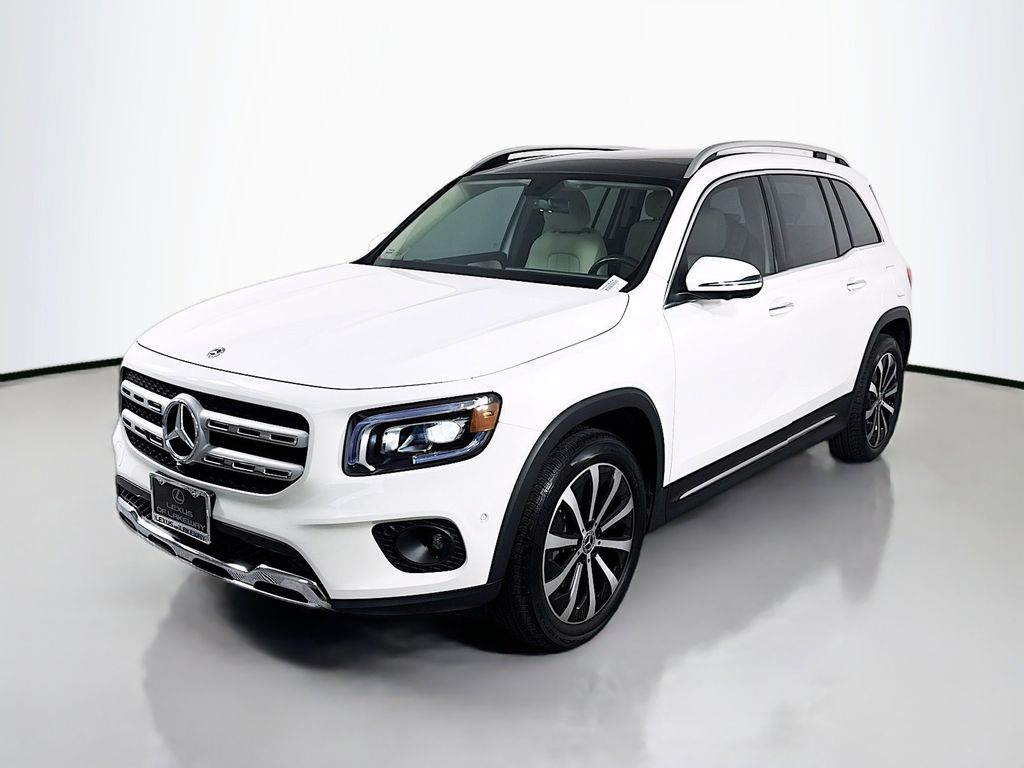 Thumbnail: 2021 Mercedes-Benz GLB - 1