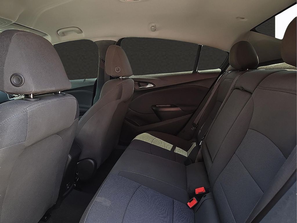 Used 2019 Chevrolet Cruze LT For Sale in Farmington, AR