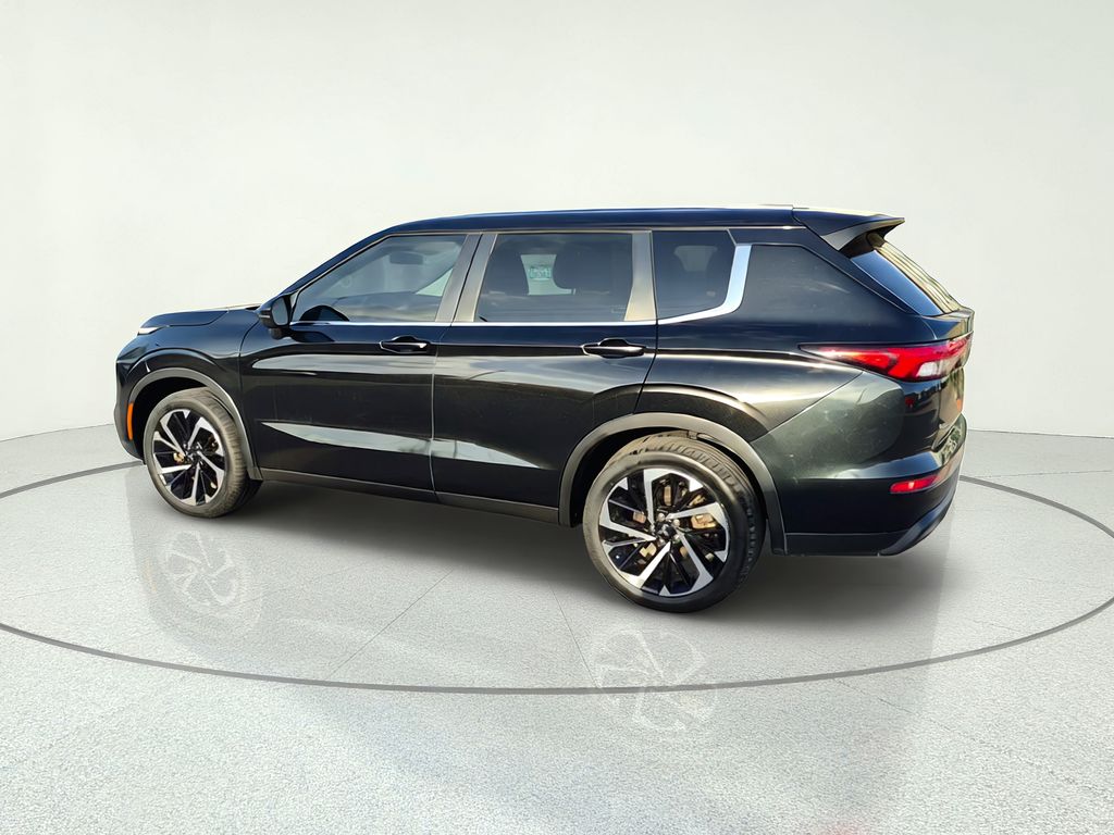 2022 Mitsubishi Outlander ES Black at DeMontrond Automotive Group