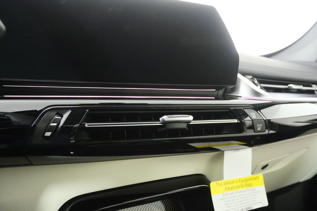 Thumbnail: 2026 BMW X1 - 23