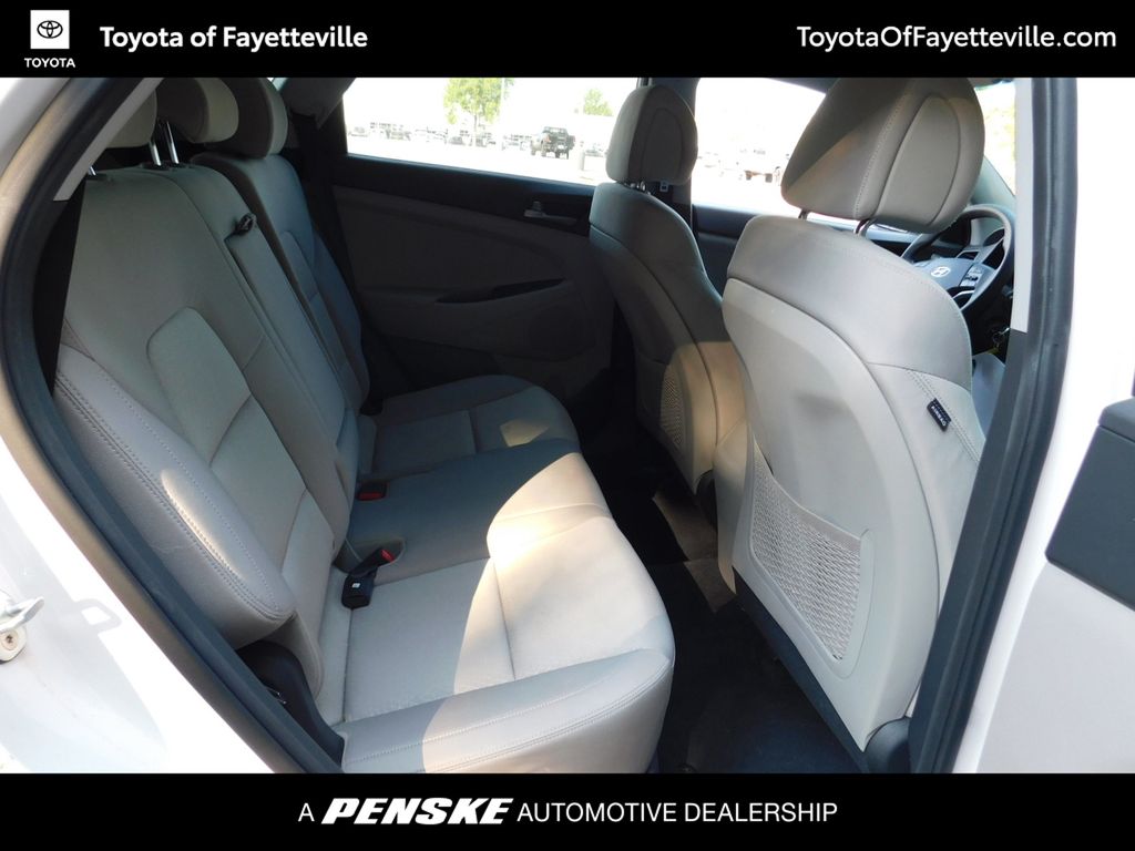 Thumbnail: 2016 Hyundai Tucson - 5