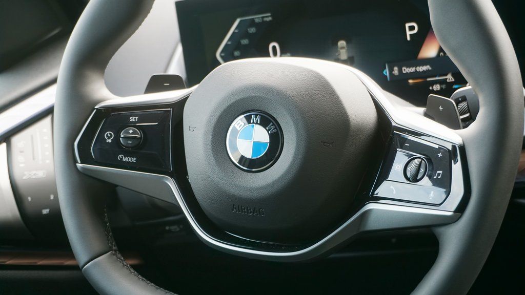 2026 BMW X3 30 - Photo 14