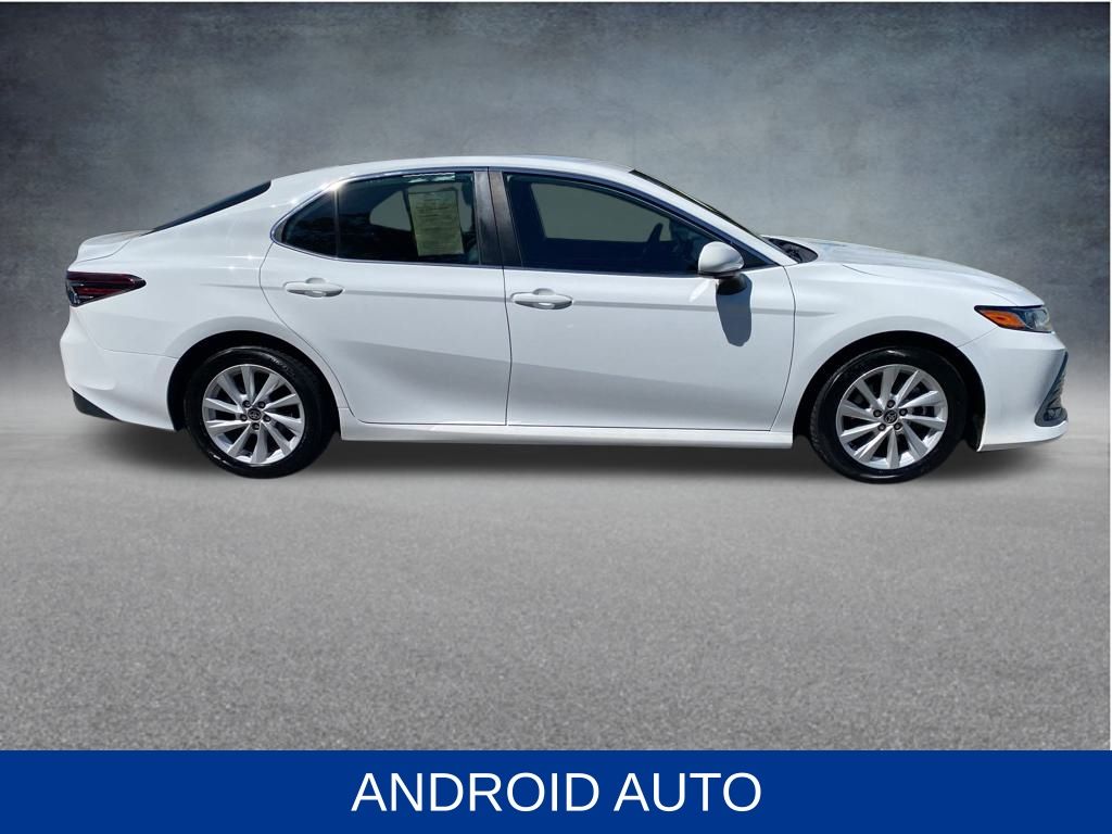 2022 Toyota Camry LE - 4