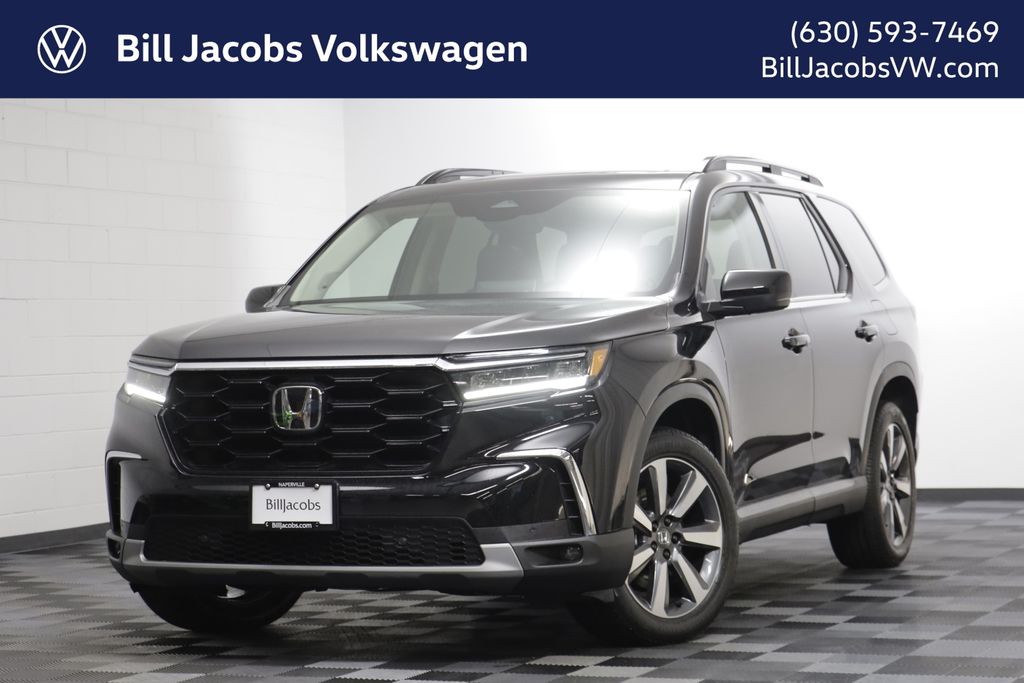 Crystal Black Pearl 2024 Honda Pilot SUV / Crossover All-Wheel Drive Automatic