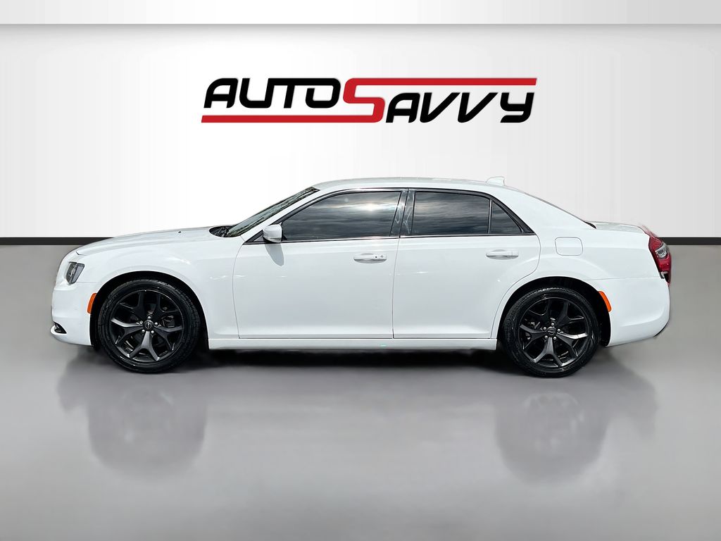 Used 2021 White Chrysler S image 4