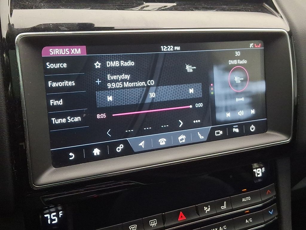 Thumbnail: 2020 Jaguar F-Pace - 19