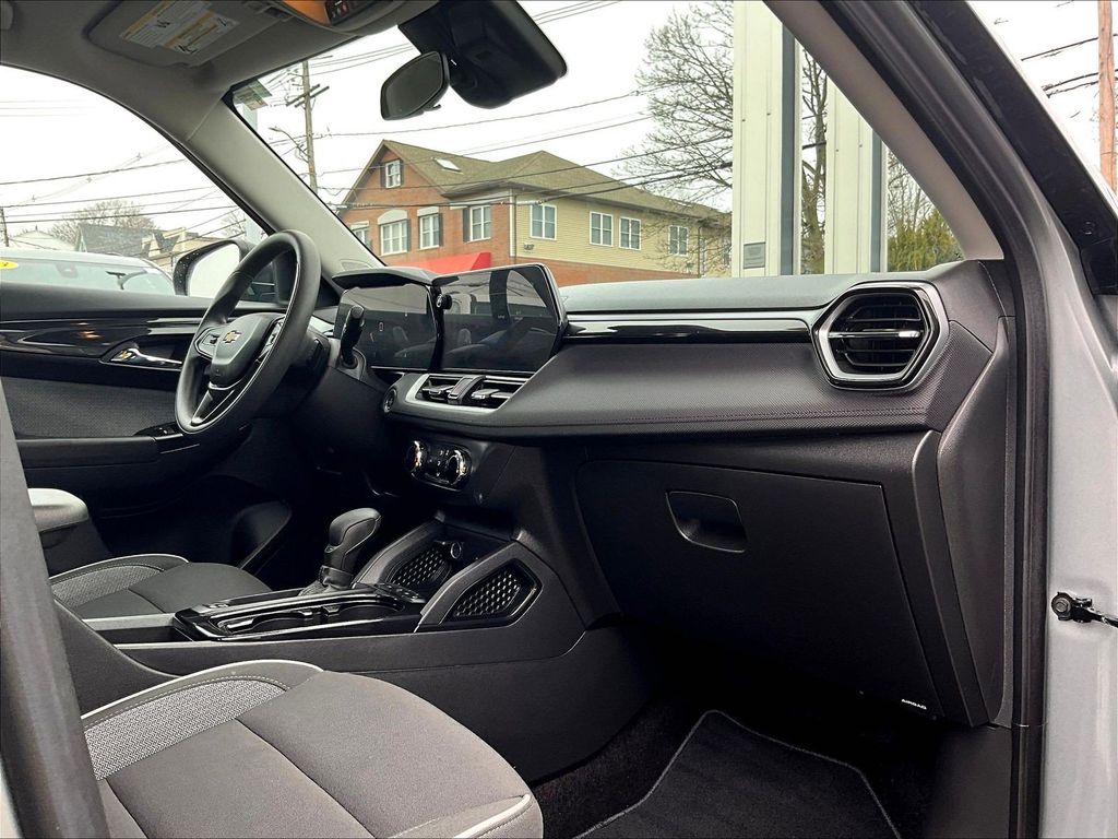 2024 Chevrolet TrailBlazer — photo 14