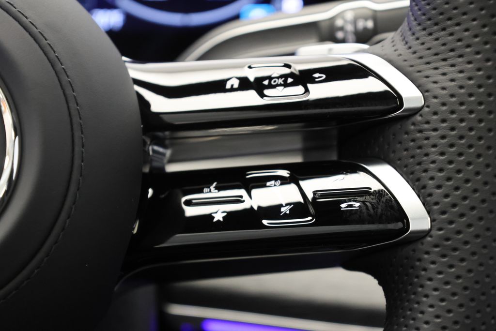 Thumbnail: 2026 Mercedes-Benz GLS - 22