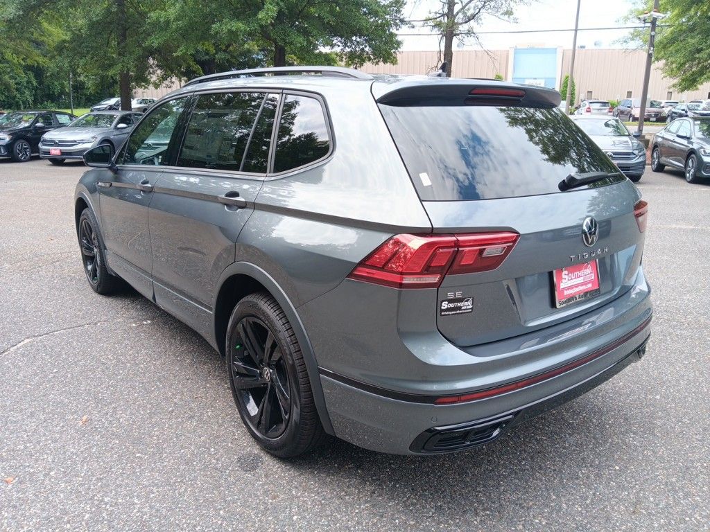 2024 Volkswagen Tiguan 2.0T SE R-Line Black 3