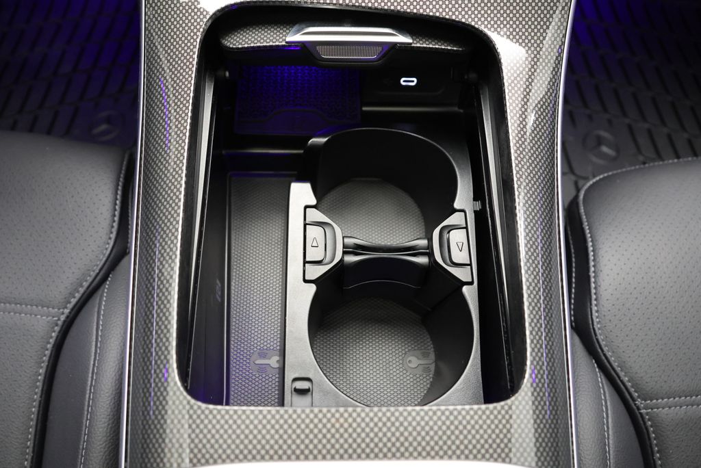 Thumbnail: 2023 Mercedes-Benz C-Class - 28