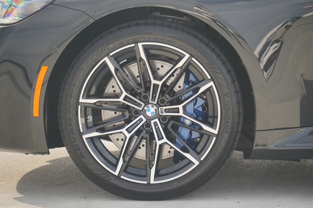 Thumbnail: 2025 BMW M2 - 5