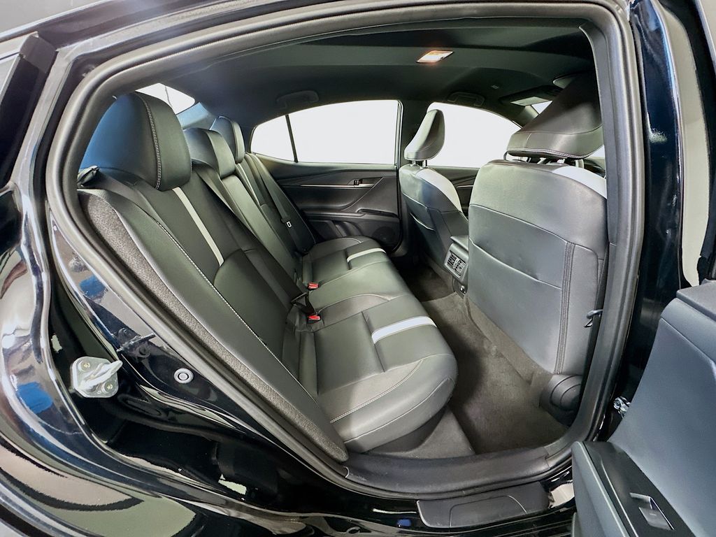 Thumbnail: 2025 Toyota Camry - 27