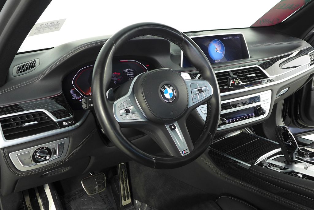 Thumbnail: 2022 BMW 7 Series - 30