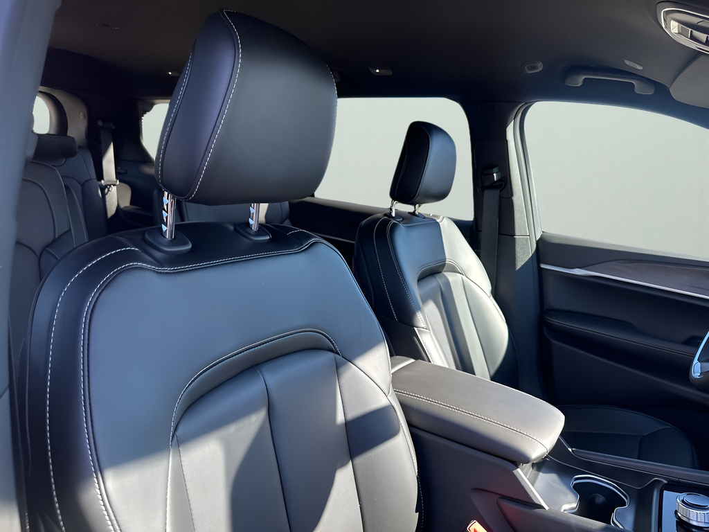 New Car 2025 Jeep Grand Cherokee L  Limited For Sale Under $50,000 In Austin, Texas