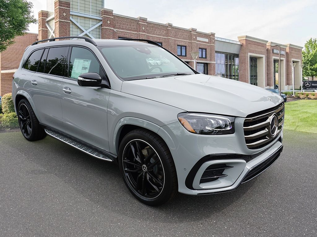2025 Mercedes-Benz GLS 450 4MATIC 2