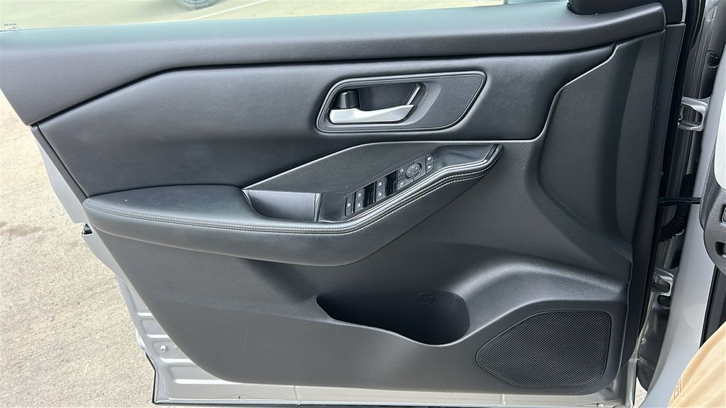 2025 Nissan Rogue SV Silver at Bravo Nissan