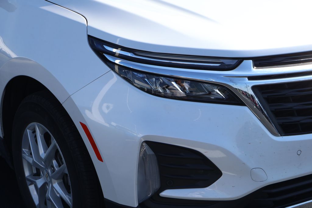 Thumbnail: 2023 Chevrolet Equinox - 4