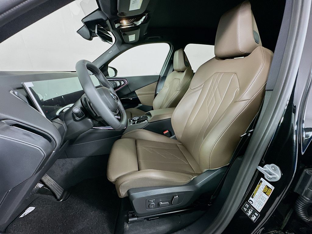 Thumbnail: 2026 BMW X3 - 16