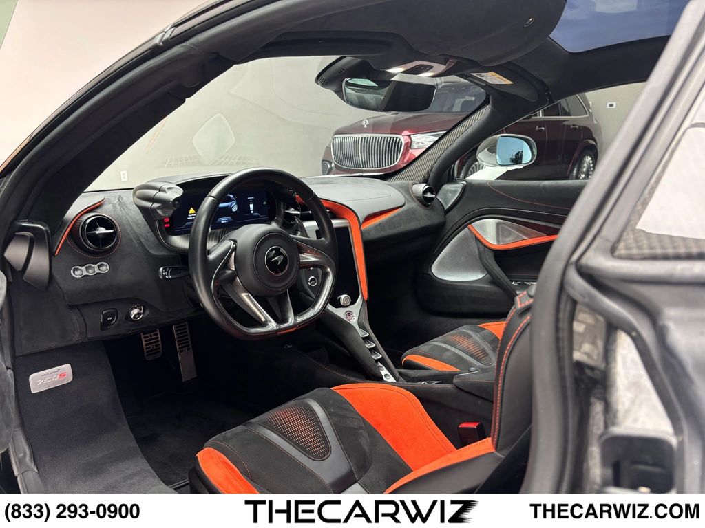2024 McLaren 750S