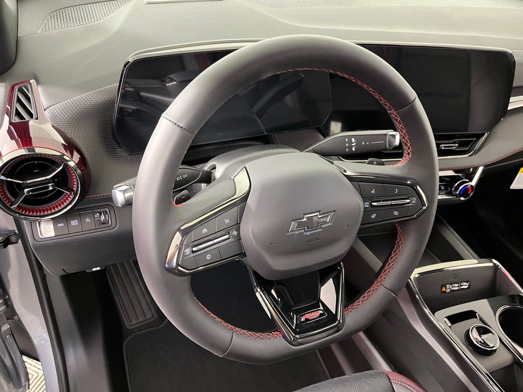Thumbnail: 2026 Chevrolet Equinox - 26