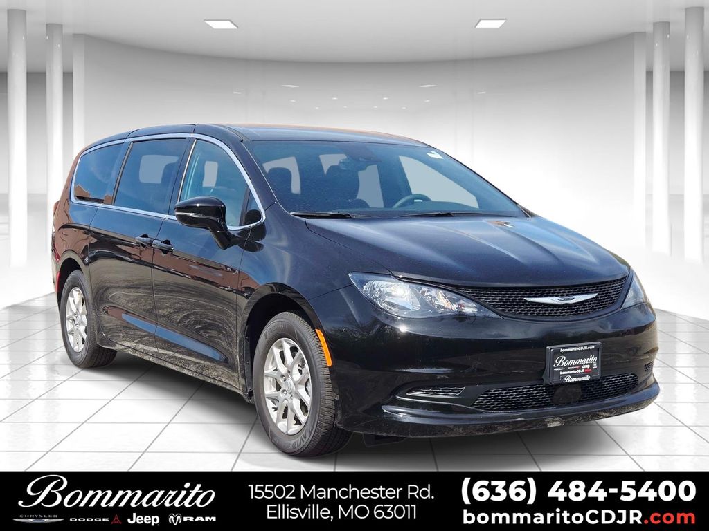 2026 Chrysler Voyager LX FWD