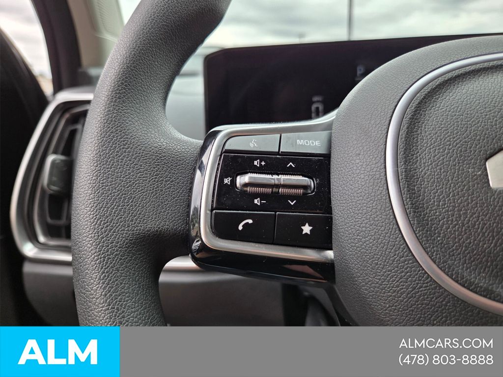 Used 2025 Black Kia LX image 23